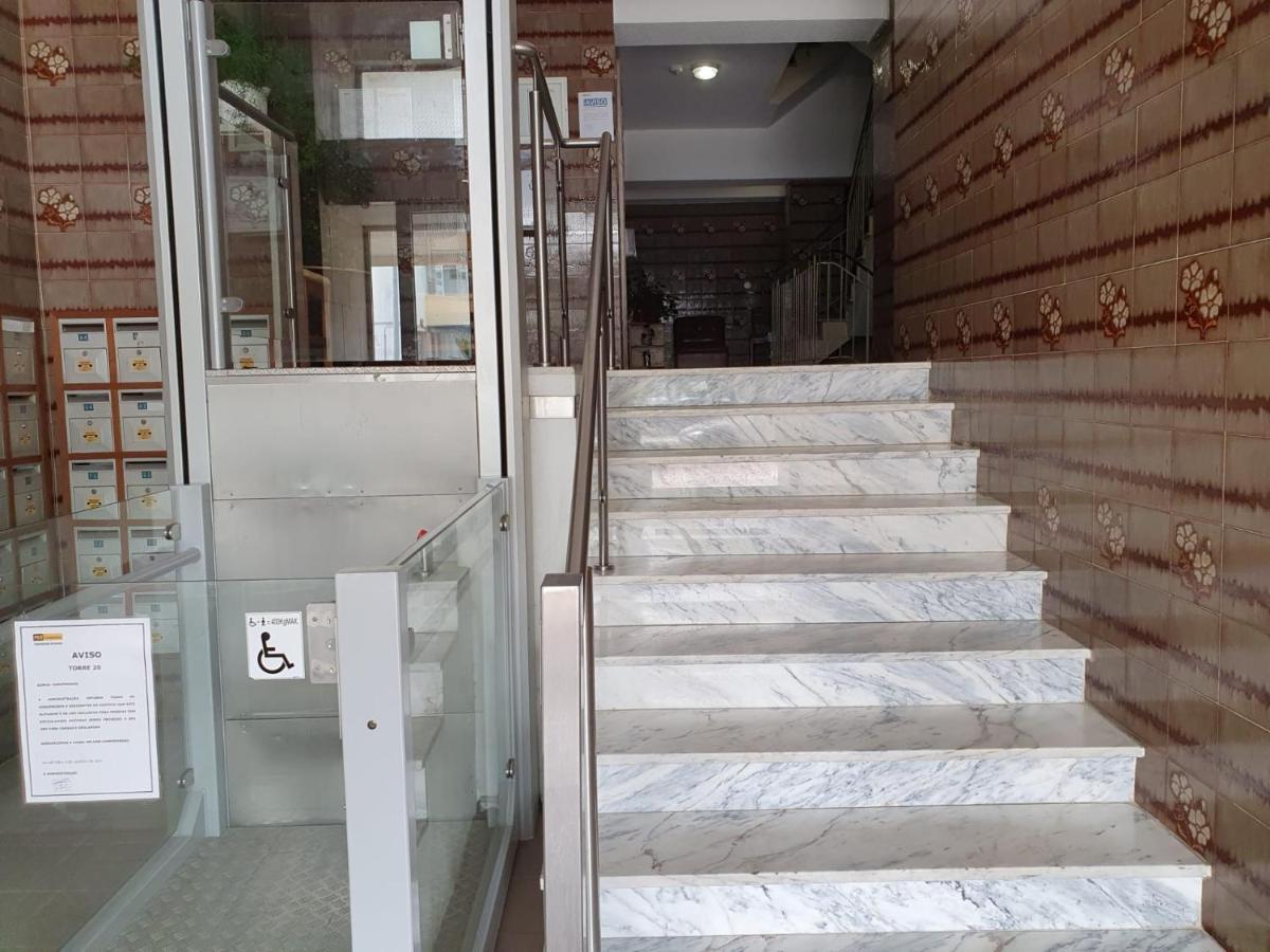 Vista Praia 16- Wifi, Remodelado, 80Mt Praia Quarteira Eksteriør billede